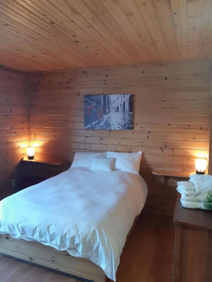 Auberge Ma Maison Sainte-Melanie Zewnętrze zdjęcie